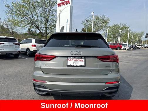 2024 Audi Q3 Premium 45 TFSI S line quattro Tiptronic
