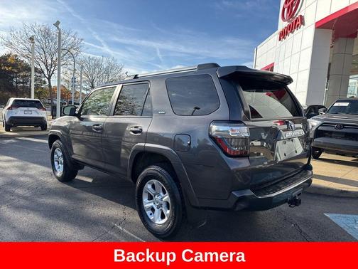 2022 Toyota 4Runner SR5