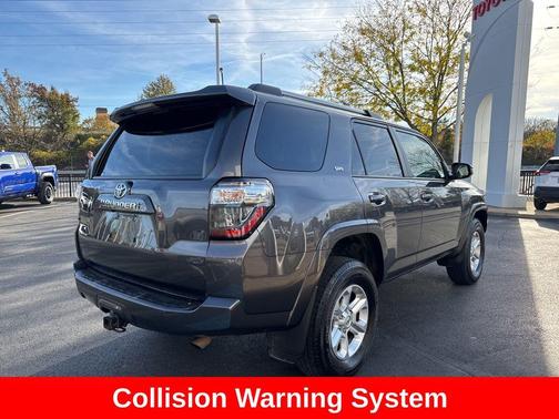 2022 Toyota 4Runner SR5