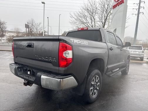 2015 Toyota Tundra SR5