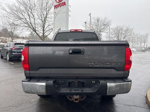 2015 Toyota Tundra SR5