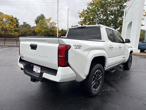 2025 Toyota Tacoma TRD Sport