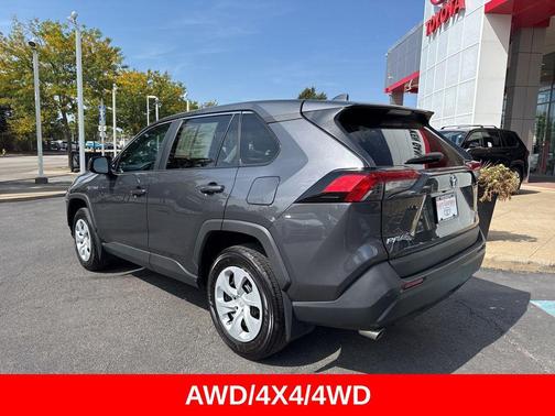 2023 Toyota RAV4 LE