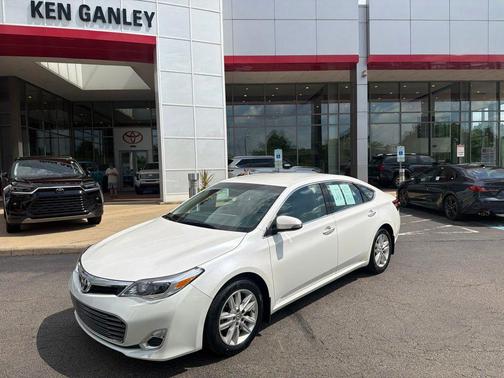 Blizzard Pearl 2015 Toyota Avalon XLE
