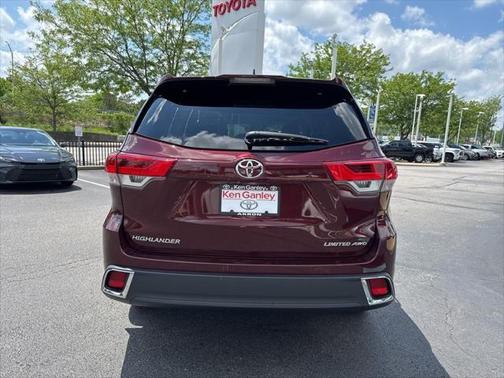 2019 Toyota Highlander Limited Platinum