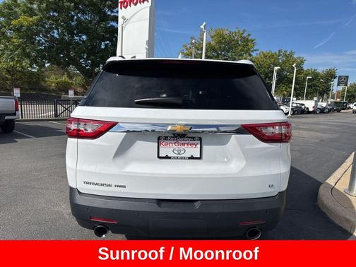 2021 Chevrolet Traverse LT Leather