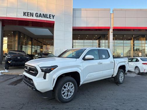 2026 Toyota Tacoma SR5