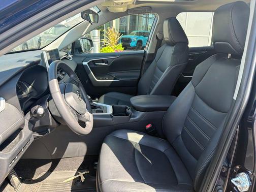 Blueprint 2023 Toyota RAV4 XLE Premium