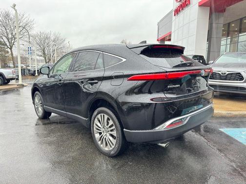 2021 Toyota Venza XLE