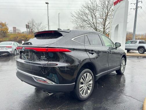 2021 Toyota Venza XLE