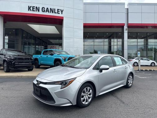 Classic Silver Metallic 2020 Toyota Corolla LE