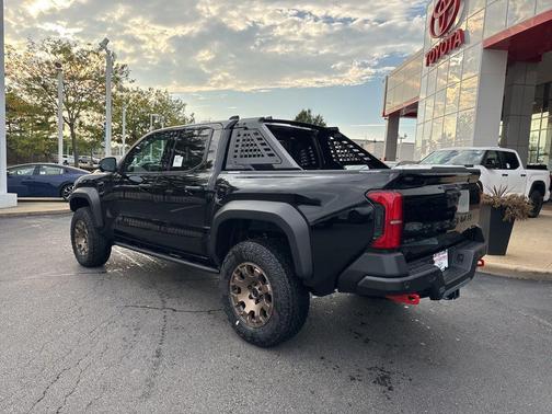 2025 Toyota Tacoma Hybrid Trailhunter