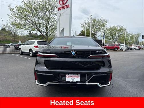 2024 BMW 740 i xDrive