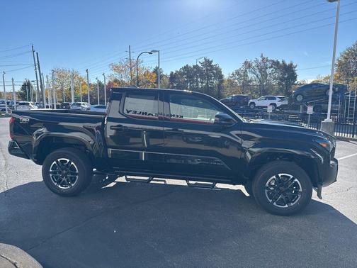 2025 Toyota Tacoma TRD Sport