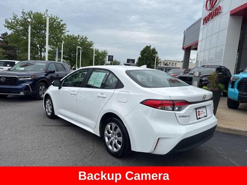 Ice Cap 2025 Toyota Corolla LE