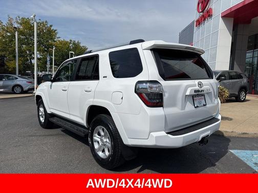 2024 Toyota 4Runner SR5