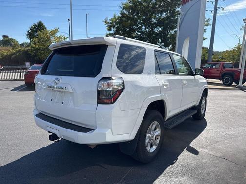 2024 Toyota 4Runner SR5
