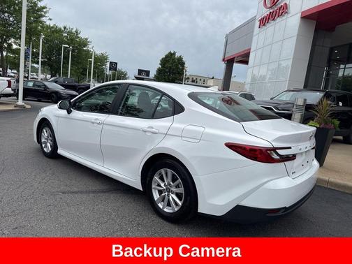 Ice 2026 Toyota Camry LE