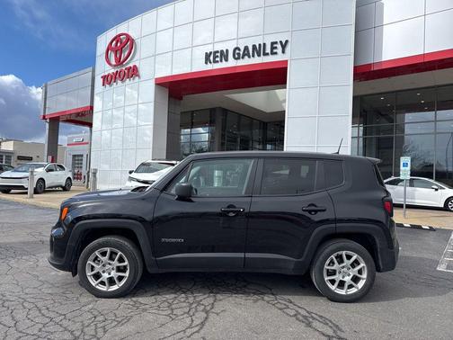 2023 Jeep Renegade Latitude