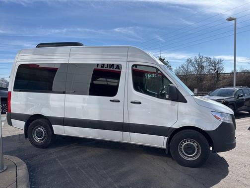 2024 Mercedes-Benz Sprinter 2500 Standard Roof