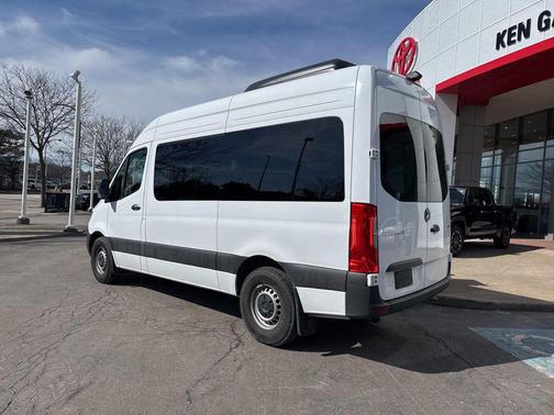 2024 Mercedes-Benz Sprinter 2500 Standard Roof