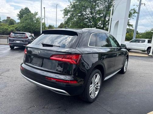 Black Metallic 2018 Audi Q5 2.0T Tech Premium