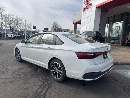 2025 Volkswagen Jetta 1.5T Sport