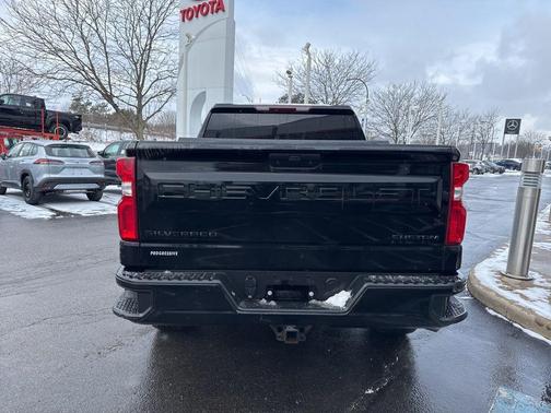 2020 Chevrolet Silverado 1500 Custom