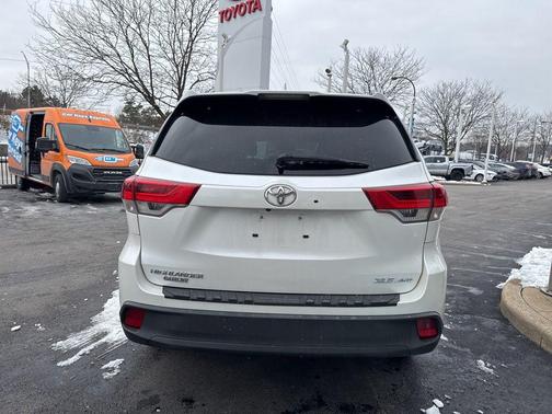 2018 Toyota Highlander XLE