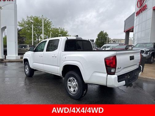 Ice Cap 2023 Toyota Tacoma SR