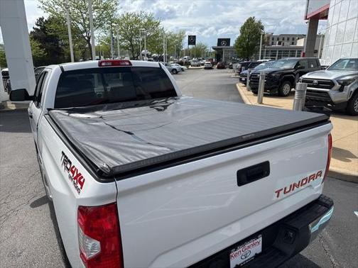 2016 Toyota Tundra SR5