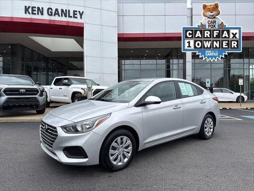 2022 Hyundai Accent SE