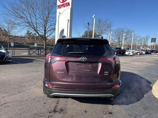 2018 Toyota RAV4 XLE