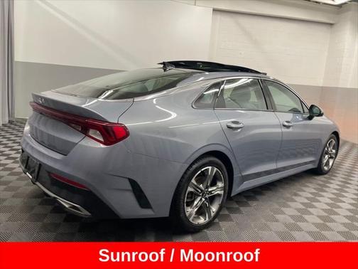 2022 Kia K5 EX