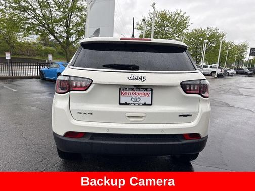 White Clearcoat 2019 Jeep Compass Latitude
