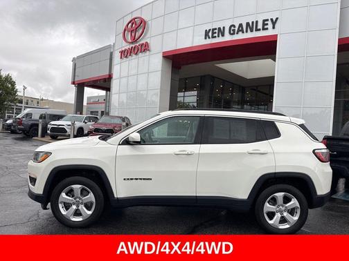 White Clearcoat 2019 Jeep Compass Latitude