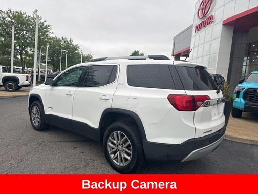 Summit White 2018 GMC Acadia SLE-2