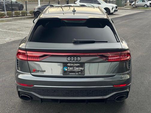 2024 Audi RS Q8 4.0T
