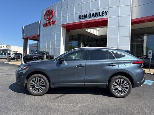 2021 Toyota Venza XLE