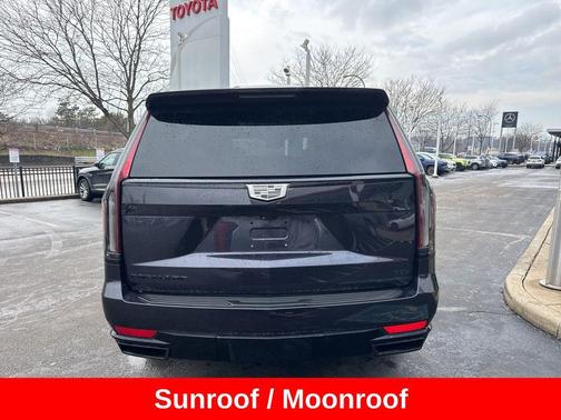 2023 Cadillac Escalade Sport Platinum