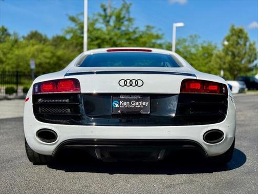 2011 Audi R8 5.2 quattro