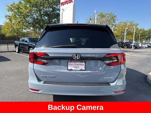 2023 Honda Odyssey Sport