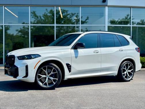 2024 BMW X5 M60i