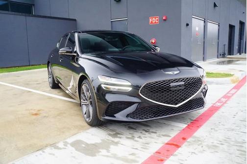 2025 Genesis G70 2.5T
