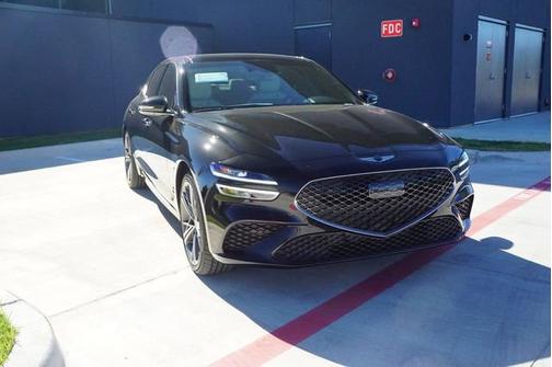 2025 Genesis G70 2.5T