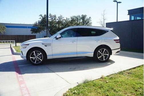 2025 Genesis GV80 Select