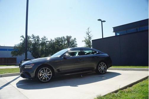 2026 Genesis G70 2.5T Standard