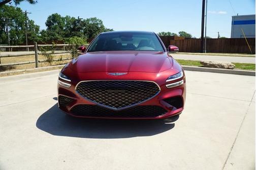 2025 Genesis G70 2.5T