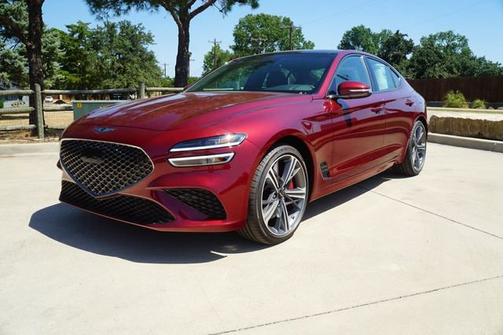 2025 Genesis G70 2.5T