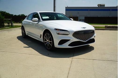 2025 Genesis G70 2.5T